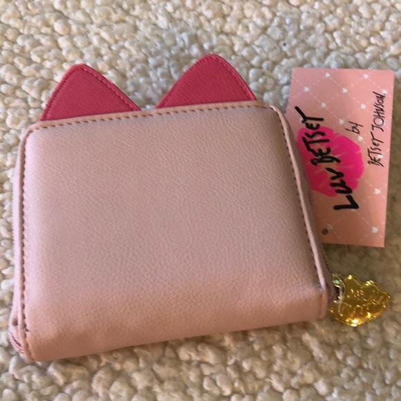 🌸NWT! BETSEY JOHNSON LOVE PINK CAT WALLET - Picture 2 of 4